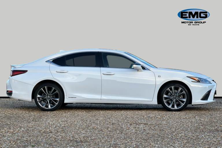  Lexus Es 2.5 300h F Sport Saloon 4dr Petrol Hybrid E CVT Euro 6 s/s 218 Ps