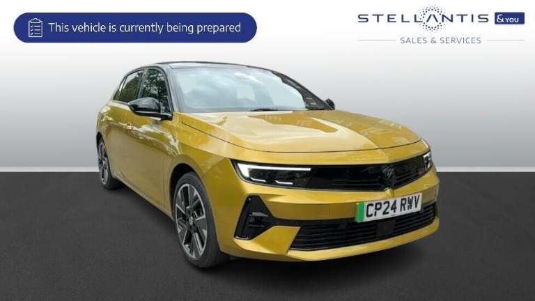 2024 Vauxhall Astra 54kWh Ultimate Hatchback 5dr Electric Auto (156 ps) Hatchback Electric Automatic