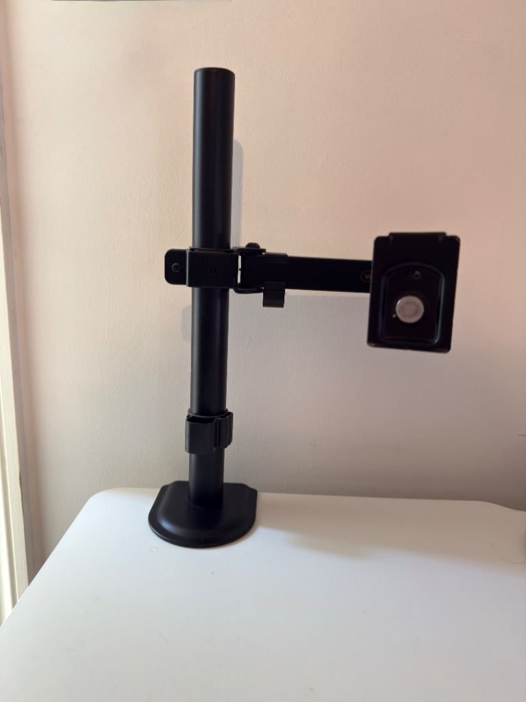 Single Monitor Arm Desk Mount – Good Condition