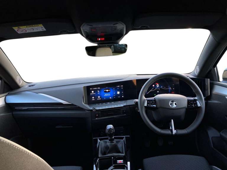 2025 Vauxhall Astra 1.2 Turbo 130 Griffin 5dr Hatchback Manual