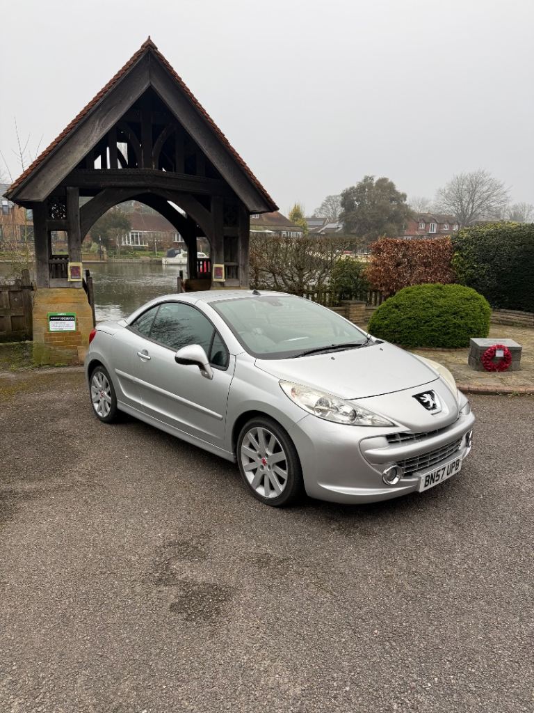 Peugeot 207cc gt turbo 