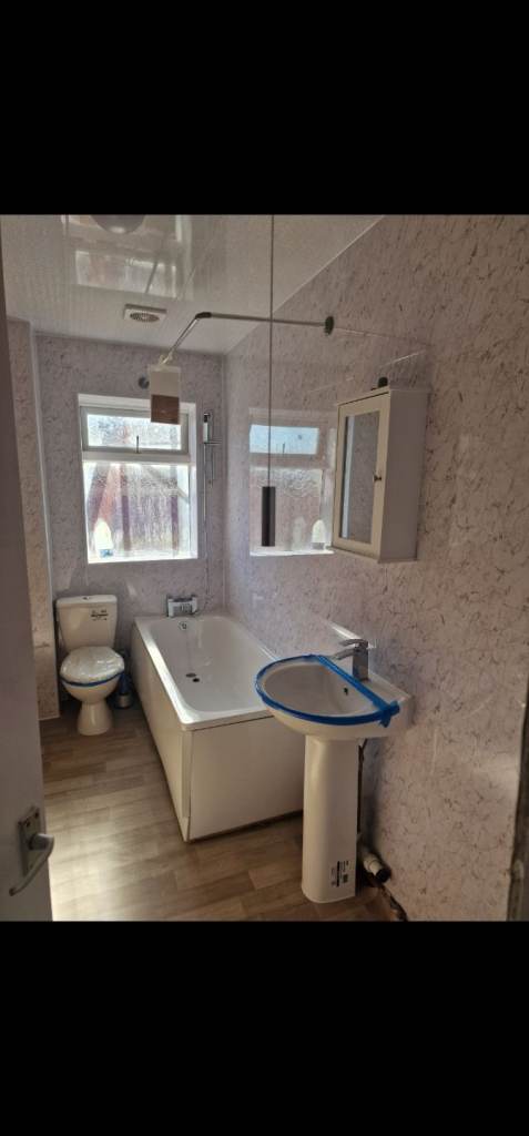 3-Bedroom house £1150 pcm