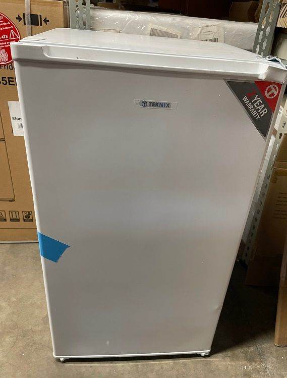 Teknix UC48F2W 48cm Undercounter Freezer - Damaged