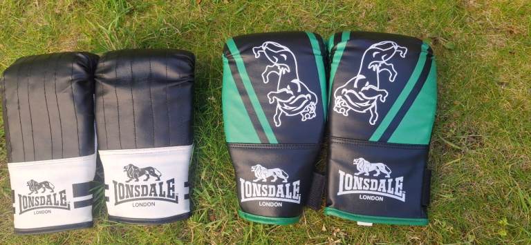 2 Pairs Lonsdale Boxing Gloves – Good Condition – Training / Sparring Set