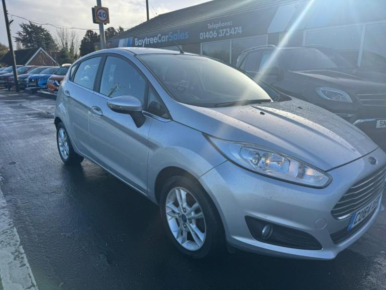 FORD FIESTA 1.3 Zetec Silver Manual Petrol 2014