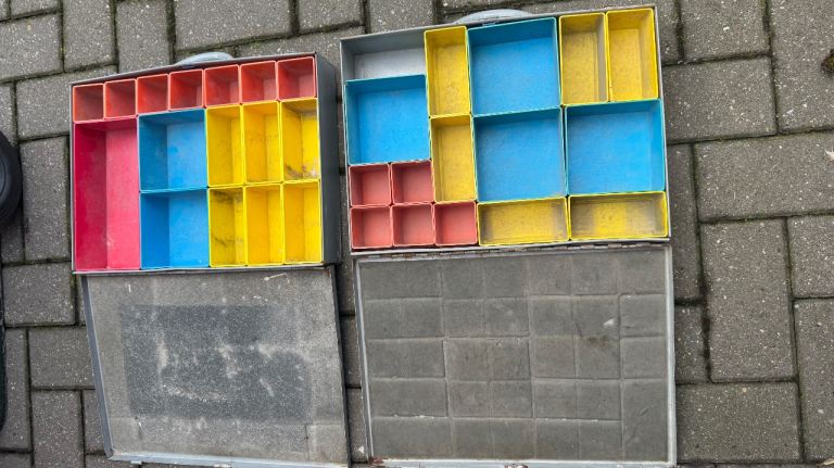 2 handled boxes - ideal for screws, some parts etc