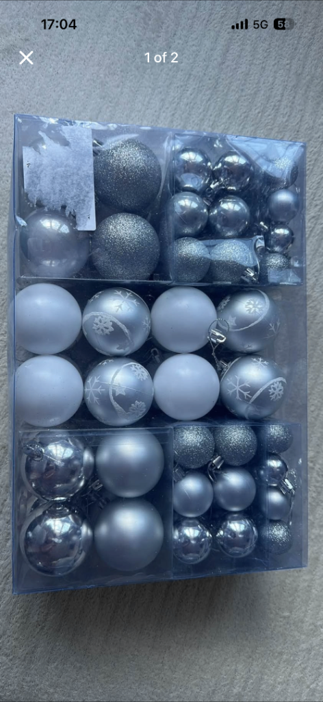 New Silver and White Christmas Baubles Set of 100pcs