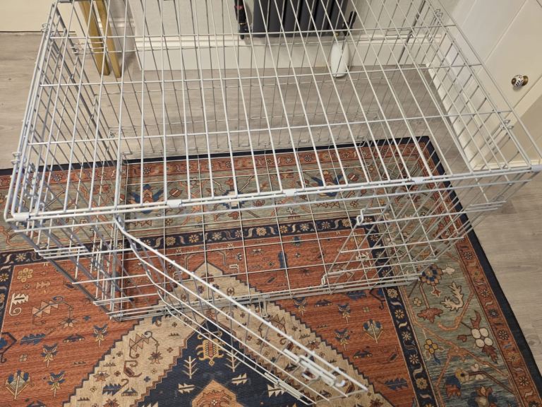 Dog crate 