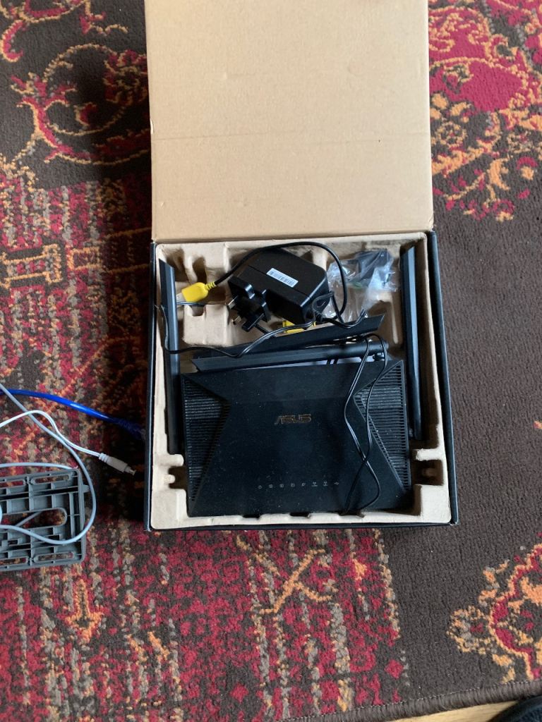 Asus RT AX53U router