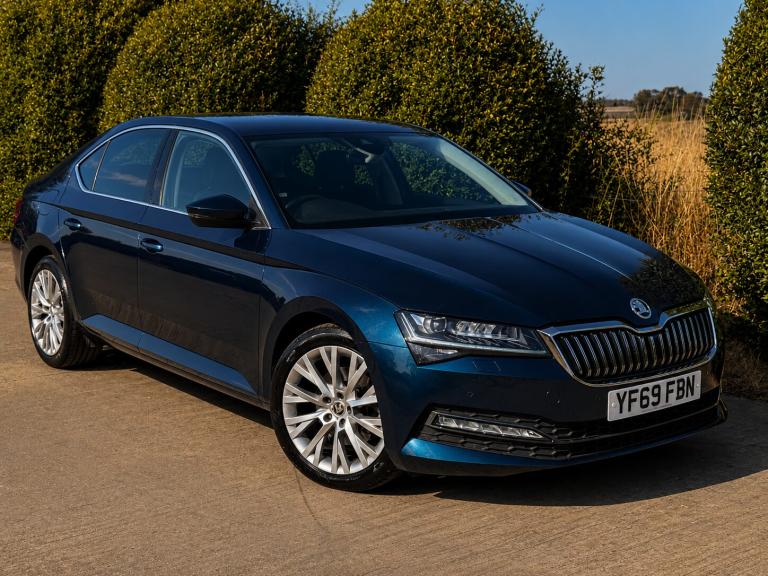 2019 69 SKODA SUPERB SEL 1.5TSI 5 DOOR HATCHBACK MANUAL PETROL 150BHP BLUE EU6
