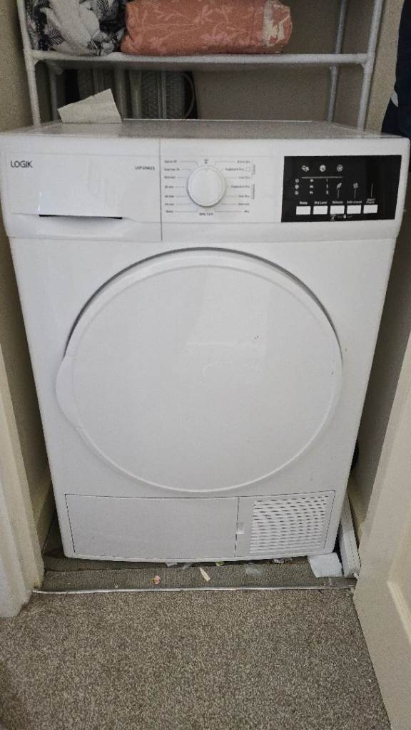Logik Heat Pump 10kg Tumble Dryer, Free standing- Like New