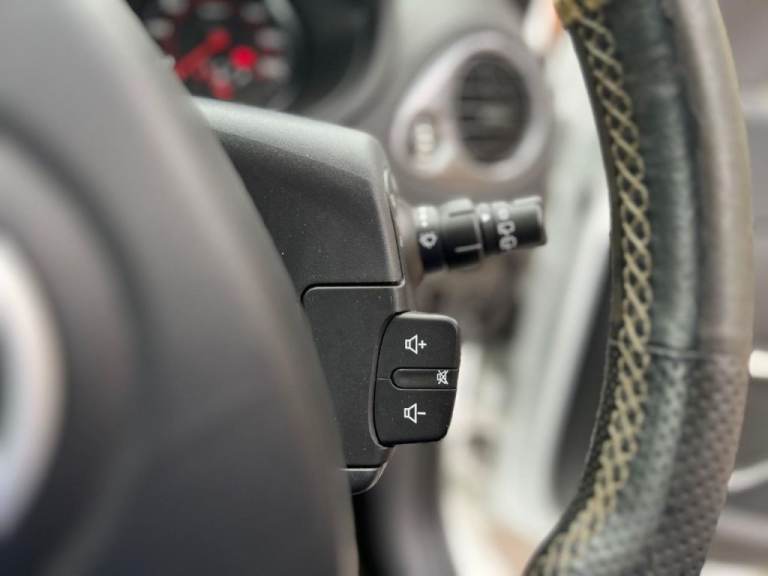  Renault Clio 2.0 16V RenaultSport 200 3dr Petrol