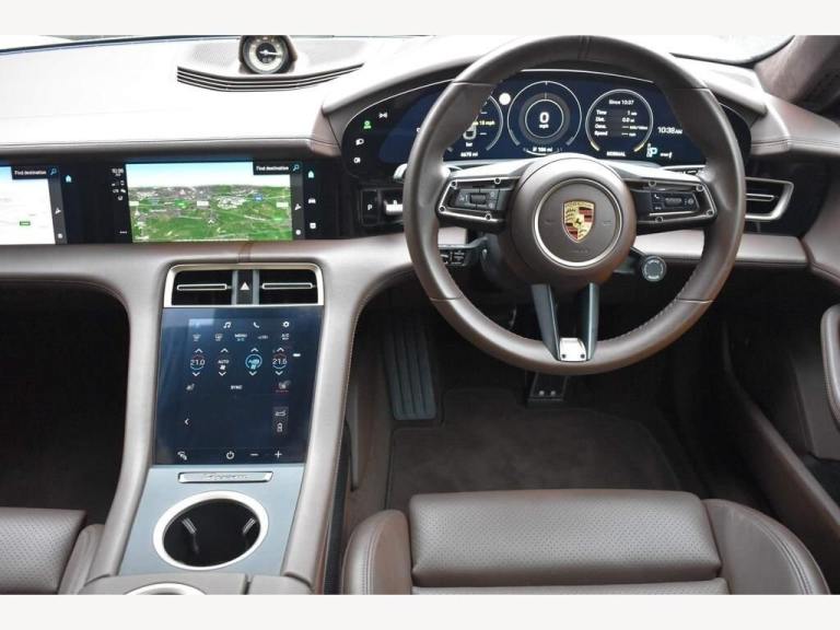 2020 70 PORSCHE TAYCAN 0.0 TURBO S 93KWH 4D 751 BHP