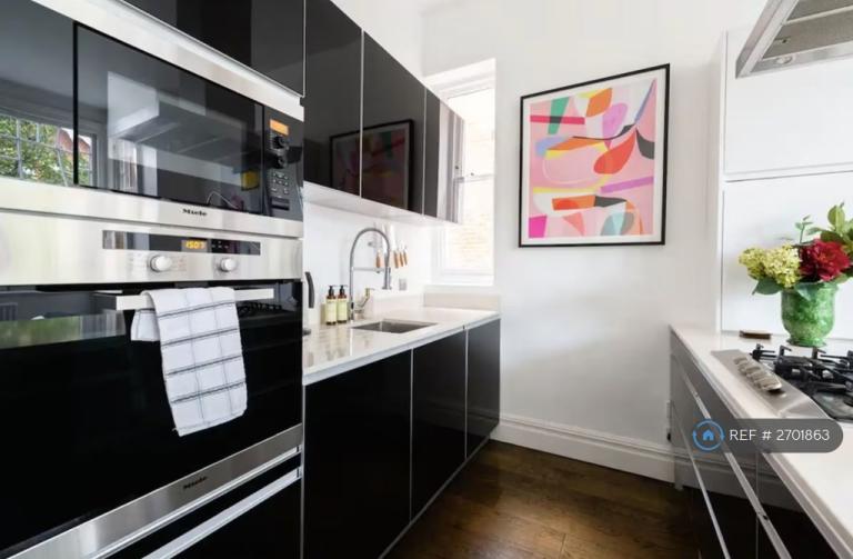 2 bedroom flat in Cleve Road, London, NW6 (2 bed) (#2701863)