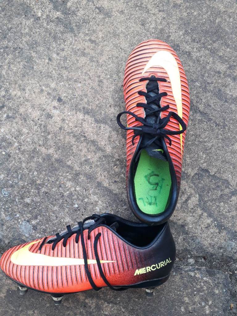 Nike Mercurial UK5 football boots