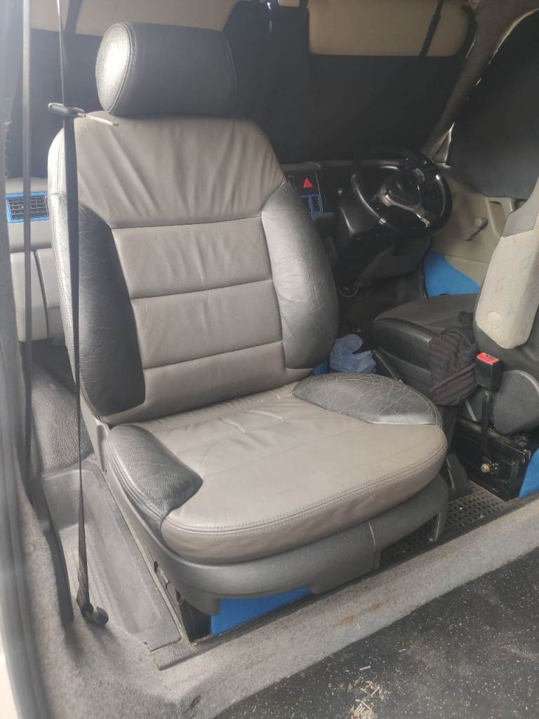 VW T4 captain swivel seats 