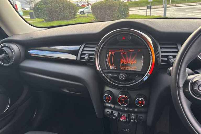 2017 MINI Hatch 2.0 Cooper S Hatchback 3dr Petrol Manual Euro 6 (s/s) (192 ps) Hatchback Petrol M...