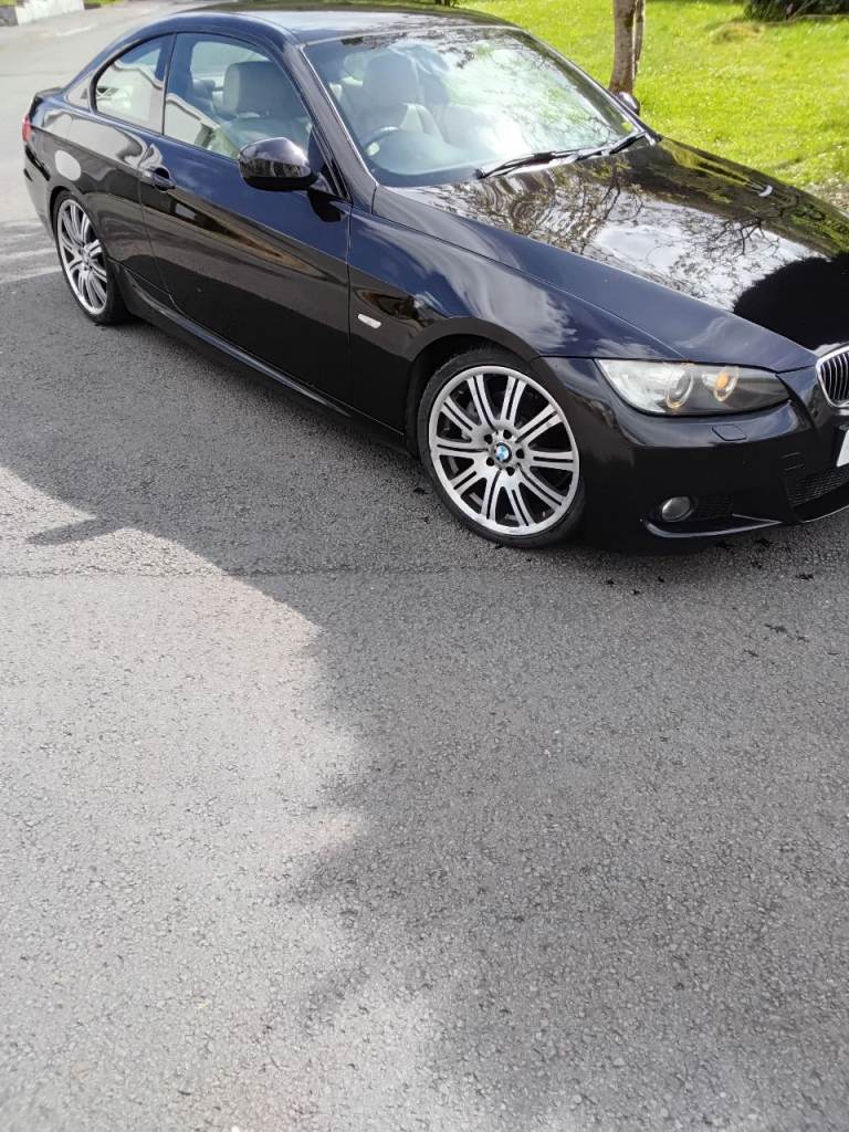 BMW 325d.     3.0 litre.     Sport Highline d.