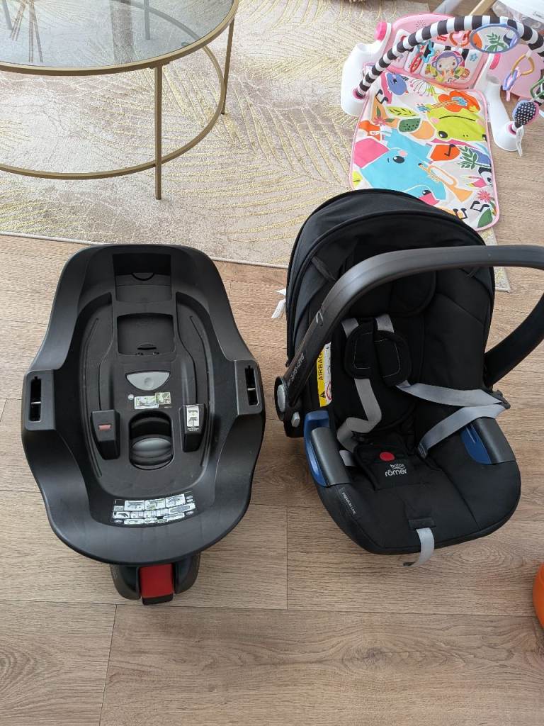 Britax Romer car seat with base