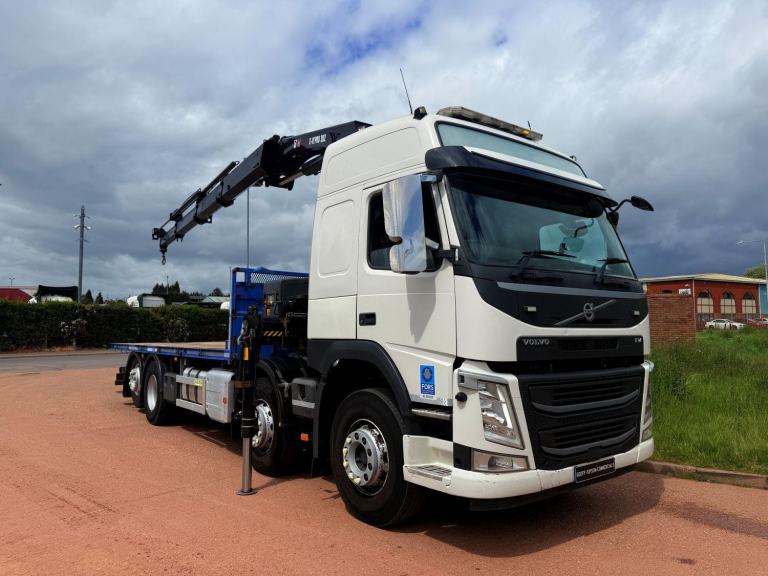 VOLVO FM 460 2019 (19) EURO 6 SLEEPER, 8X2 FLAT, HIAB X-HIPRO 302 30 TON CRANE