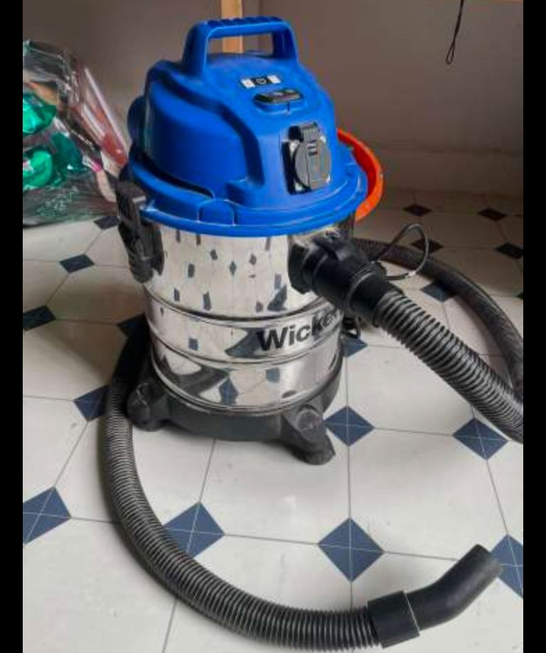 Wickes Wet & Dry Vacuum Cleaner – Good Condition