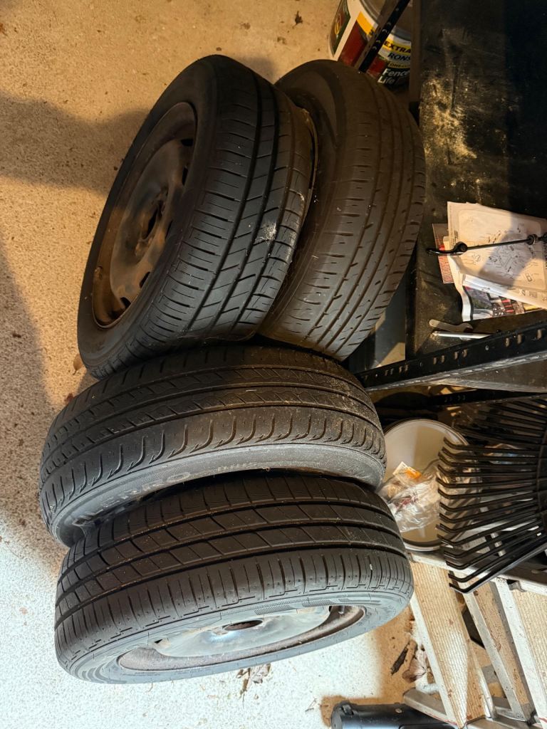 Mini one wheels and trims