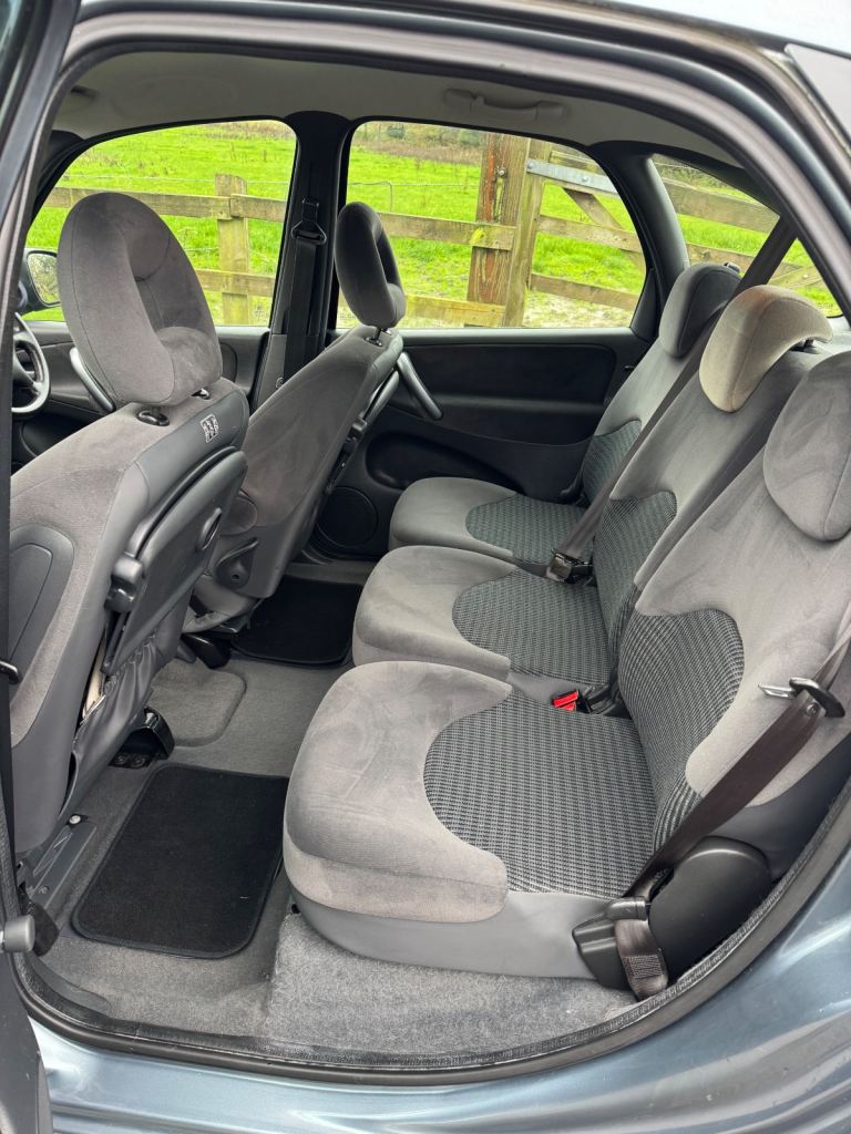 Citreon xsara picasso 1.6i 16v desire 