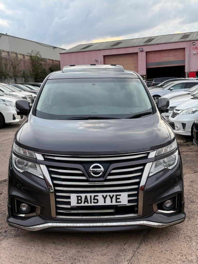 2015 Nissan Elgrand 3.5 Dual Sunroof mpv Petrol Automatic