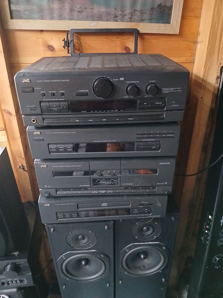 JVC Hi-Fi Stereo System with Speakers – Good Condition