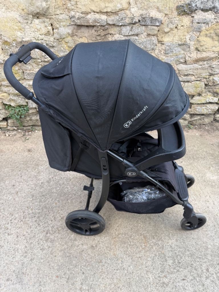 KinderKraft push chair