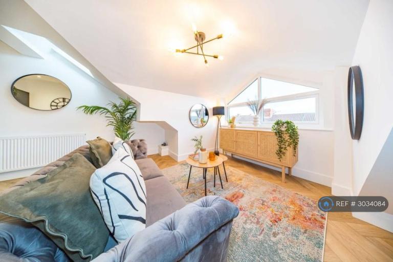 2 bedroom flat in Errol Street, Liverpool, L17 (2 bed) (#3034084)