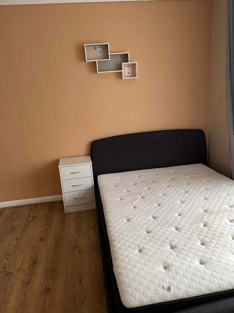 Ground floor garden flat to let at Sudbury Hill middlesex