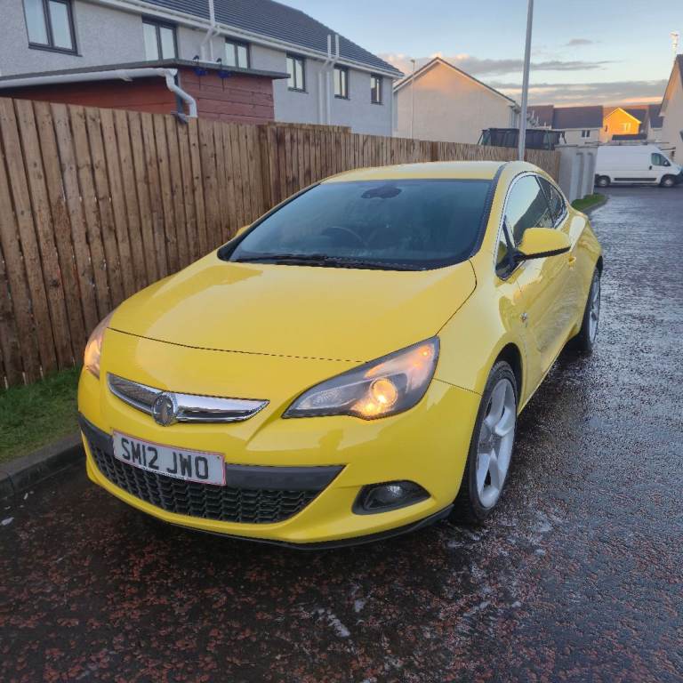 Vauxhall, ASTRA GTC, Hatchback, 2012, Manual, 1364 (cc), 3 doors