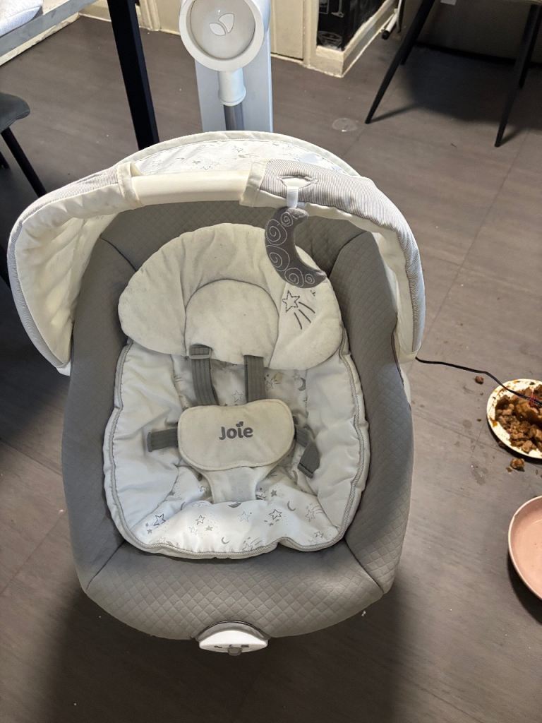 Hope baby swing like new 