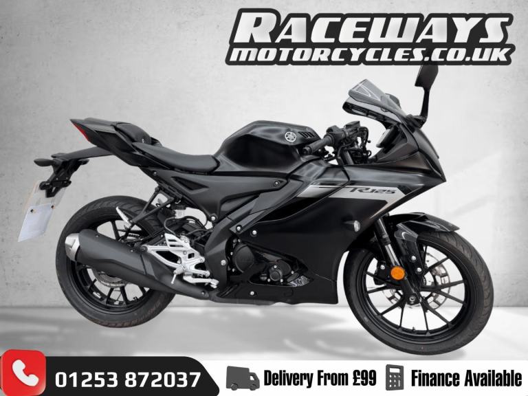 YAMAHA YZF-R125 2025 25 REG ONLY 639 MILES BLACK USED MOTORCYCLE 125CC