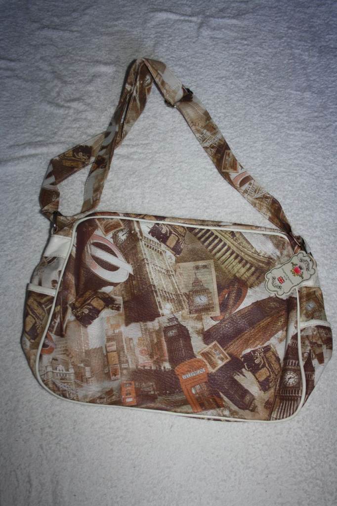 Brown London Print Shoulder Bag – Good Condition
