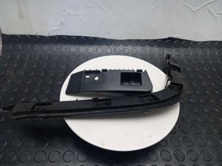 Tesla Model 3 Rear Bumper Bracket 2017-2026