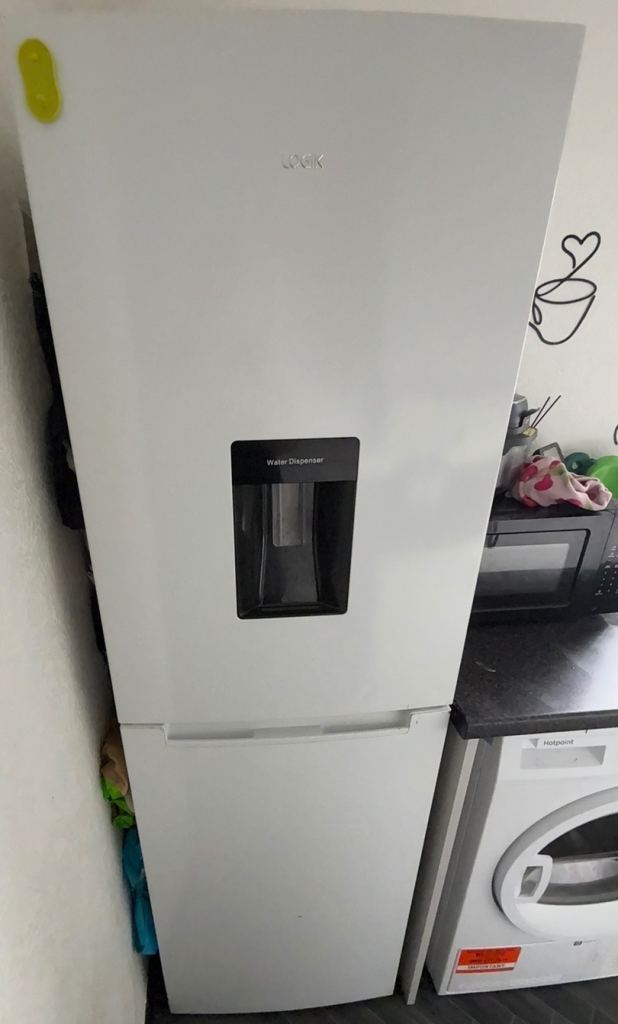 Free Water dispenser Fridge freezer 