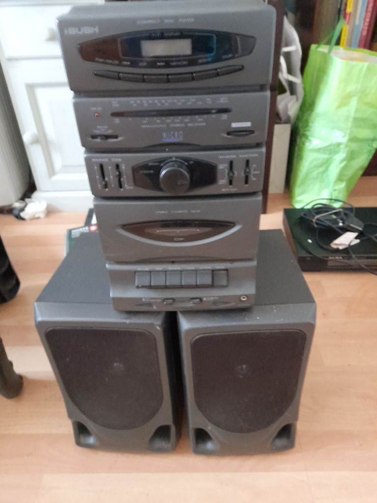 CD/RADIO/Cassette Player