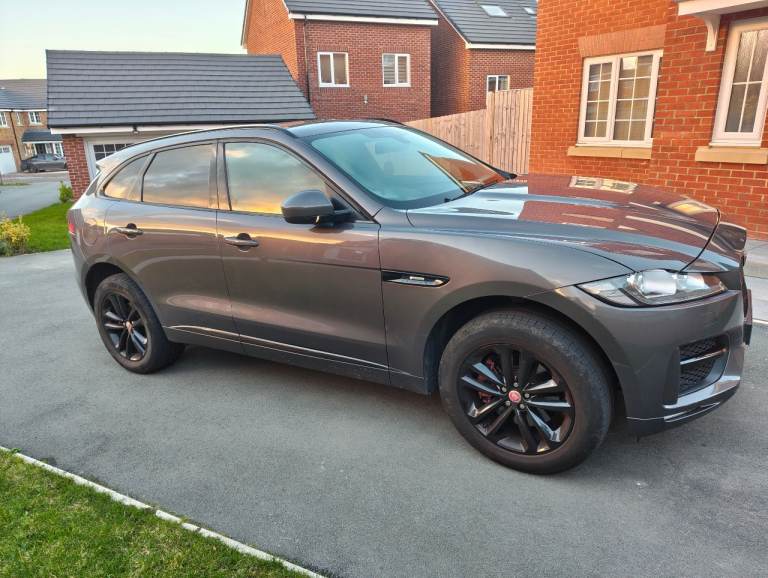 Jaguar, F-PACE, Estate, 2016, Other, 1999 (cc), 5 doors