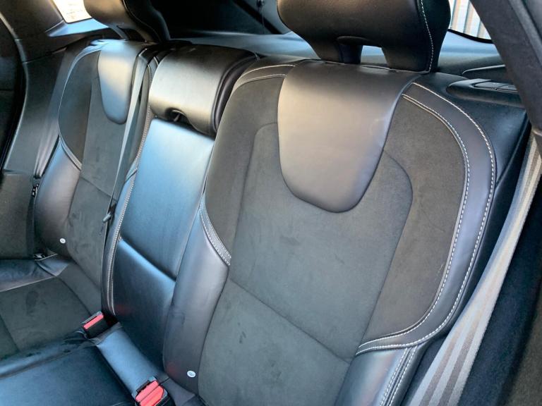 2016 Volvo V40 D2 [120] R DESIGN Nav Plus 5dr HATCHBACK DIESEL Manual