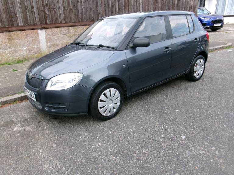 Skoda Fabia 1.2 HTP 12V 1 5dr 2009(09) petrol, manual, cheap to run