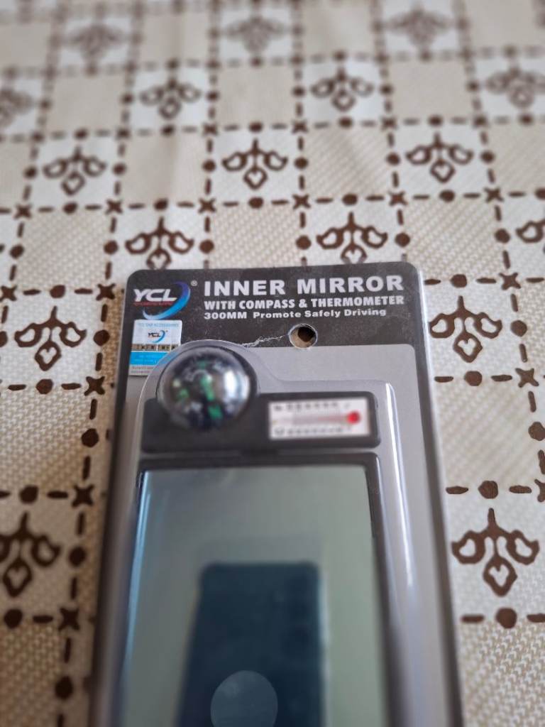 Universal car mirror 