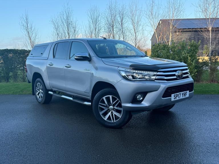 2017 Toyota Hilux Invincible D/Cab Pick Up 2.4 D-4D ** NO VAT ** PICK UP Diesel Manual