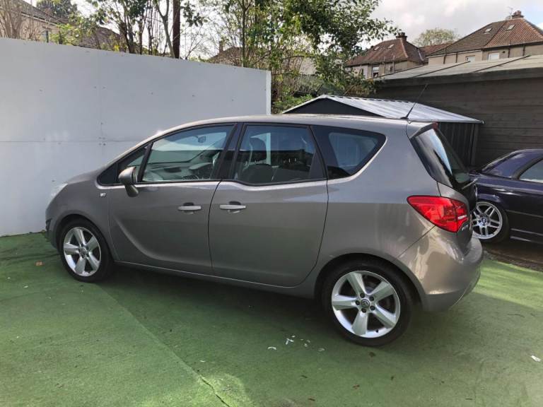 Vauxhaul meriva 2013