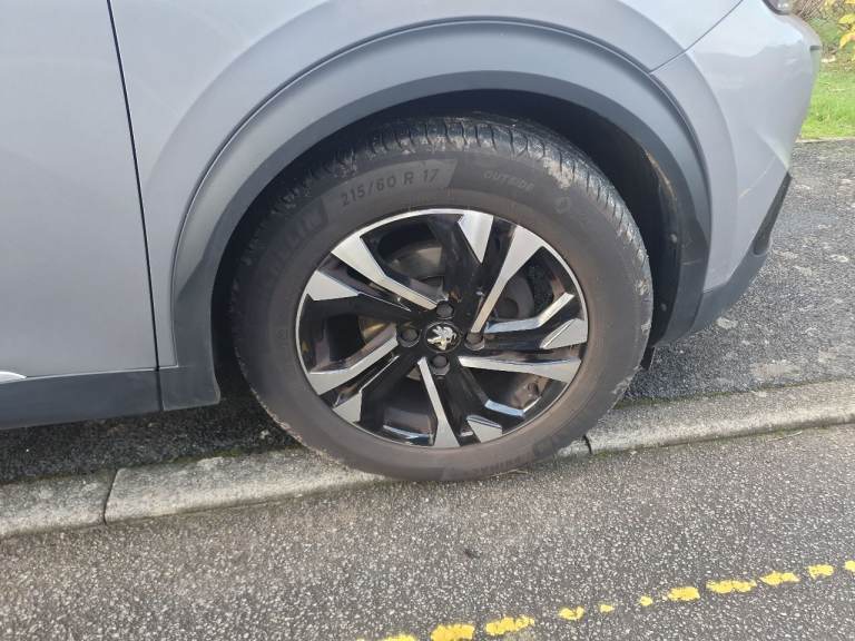 Peugeot, 2008, Hatchback, 2021, Manual, 1499 (cc), 5 doors