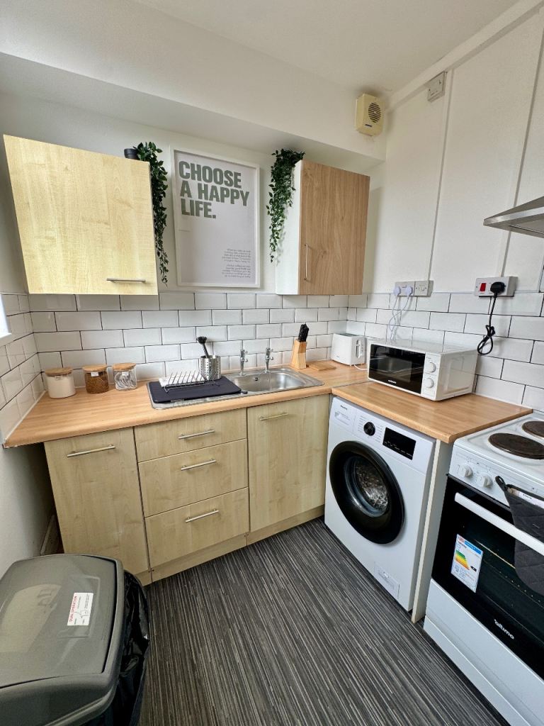 ONE/Studio Flat In Kidderminster ALL BILLS INCLUDED