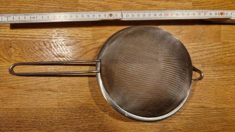 Stainless steel sieve 