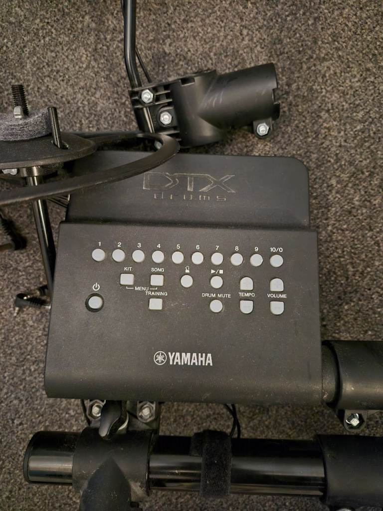 Yamaha DTX 402K Electronic Drum Kit FREE | in Greenock, Inverclyde ...