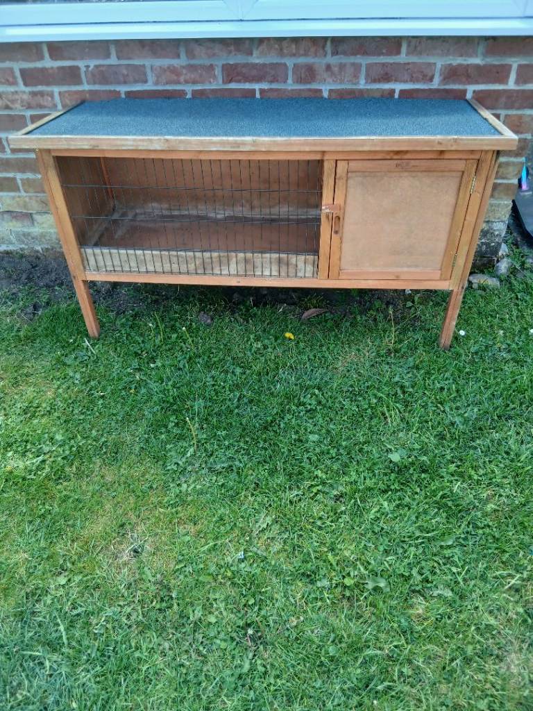 Hutch for guinea pigs or rabbits 